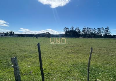 Terreno com 1.455m² no bairro Vargem Pequena em Florianópolis