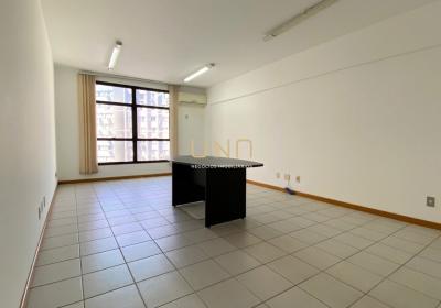 Sala Comercial com 32m², 1 vaga no bairro Centro em Florianópolis